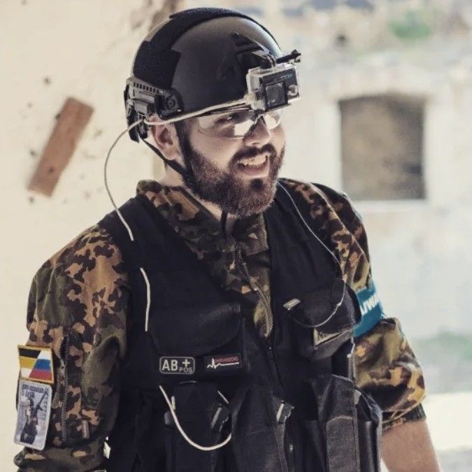 Nik